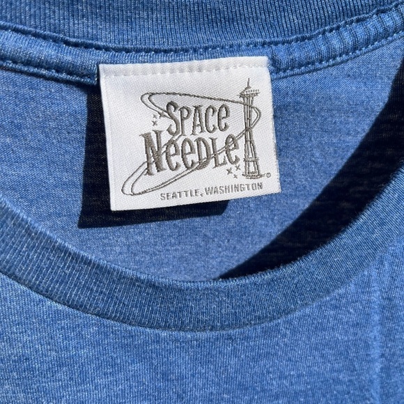 Women's Space Needle T-Shirt Blue Logo Solid L Crew Seattle Cut Sleeve Tourism - Picture 9 of 11